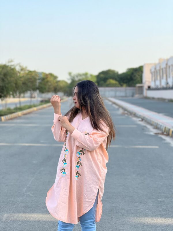 1 PIECE EMBROIDERED UNSTITCHED LAWN SHIRT - Image 2